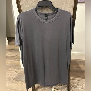 Lululemon Men’s Gray T-Shirt Large EUC